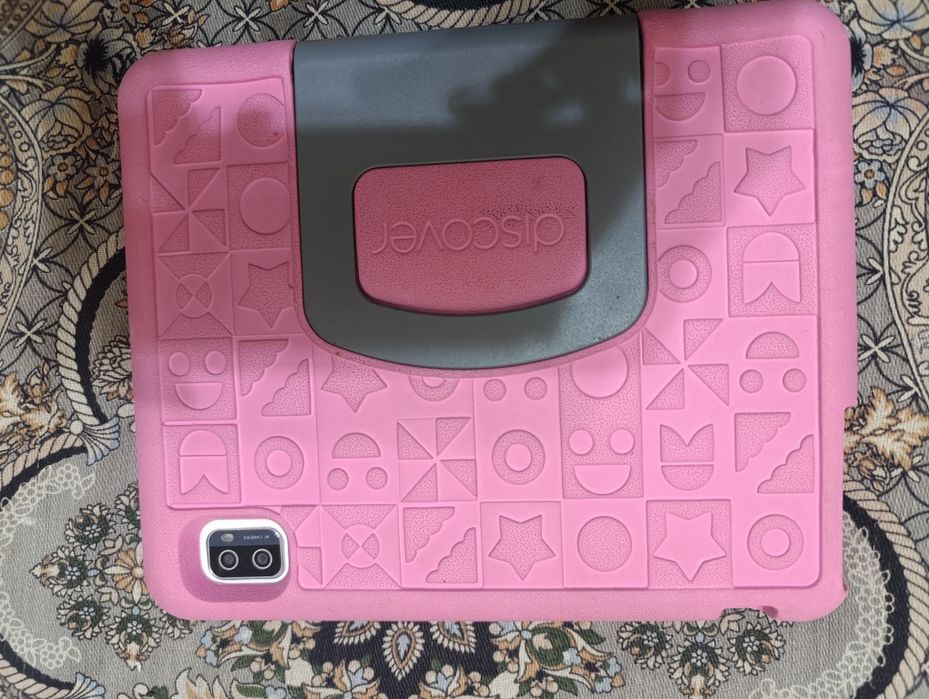 Planshet Discover  srochna sotiladi