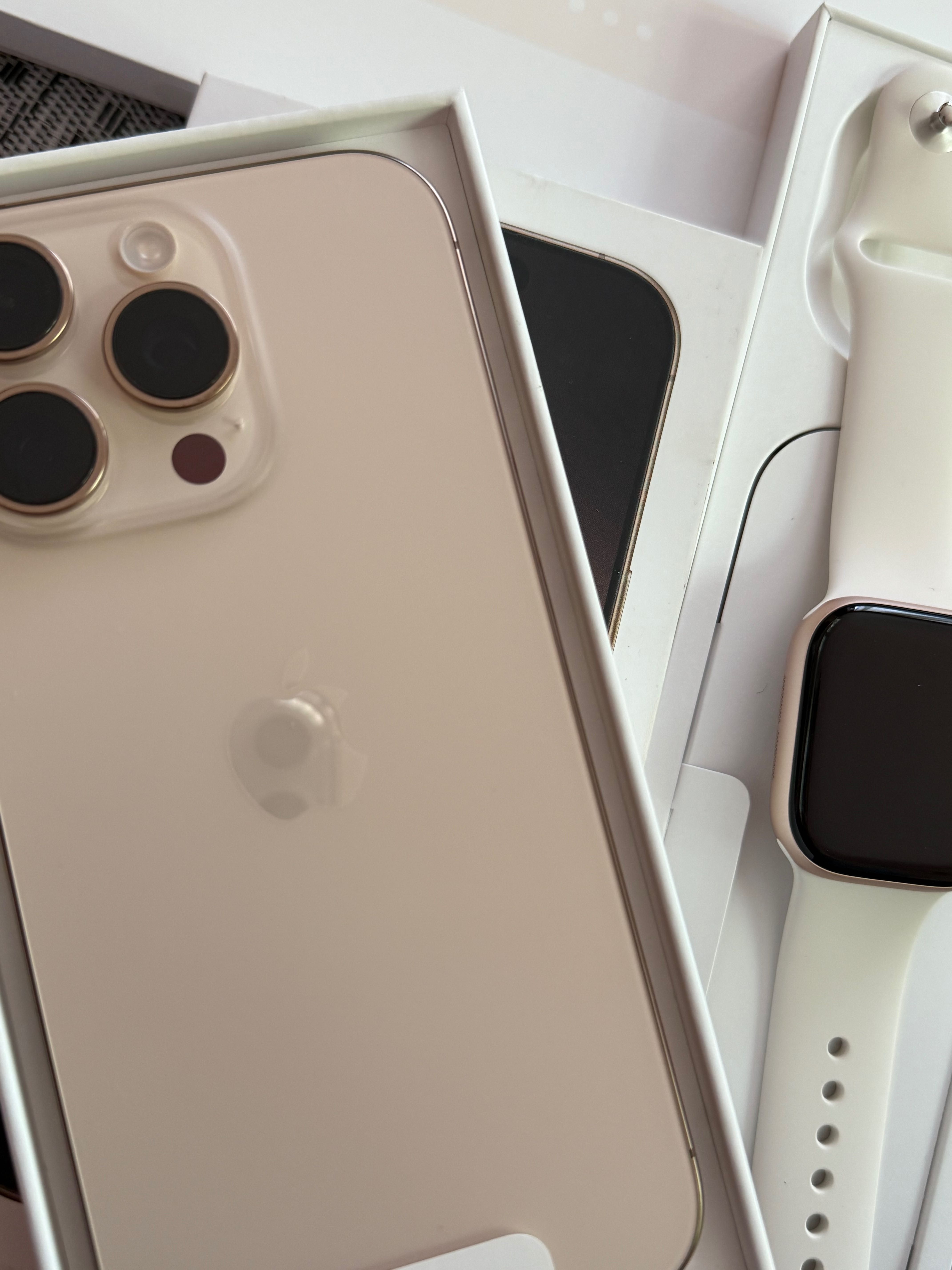 Apple Watches 10