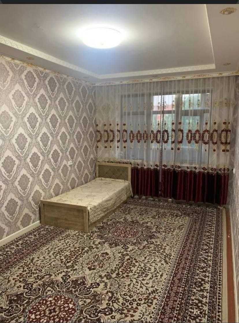 Срочно сдаётся 2х квартира на 4 этаже Ор-р МЕГА МАРКЕТ