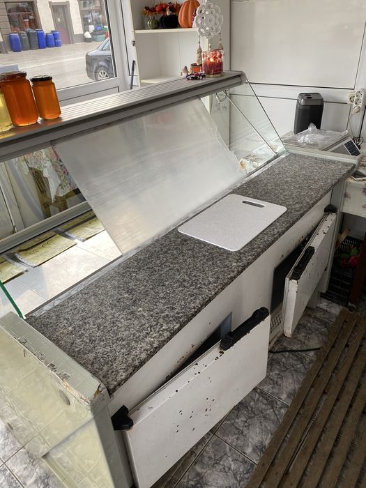 Vitrină frigorifică