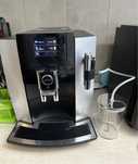 Espressor marca Jura E8