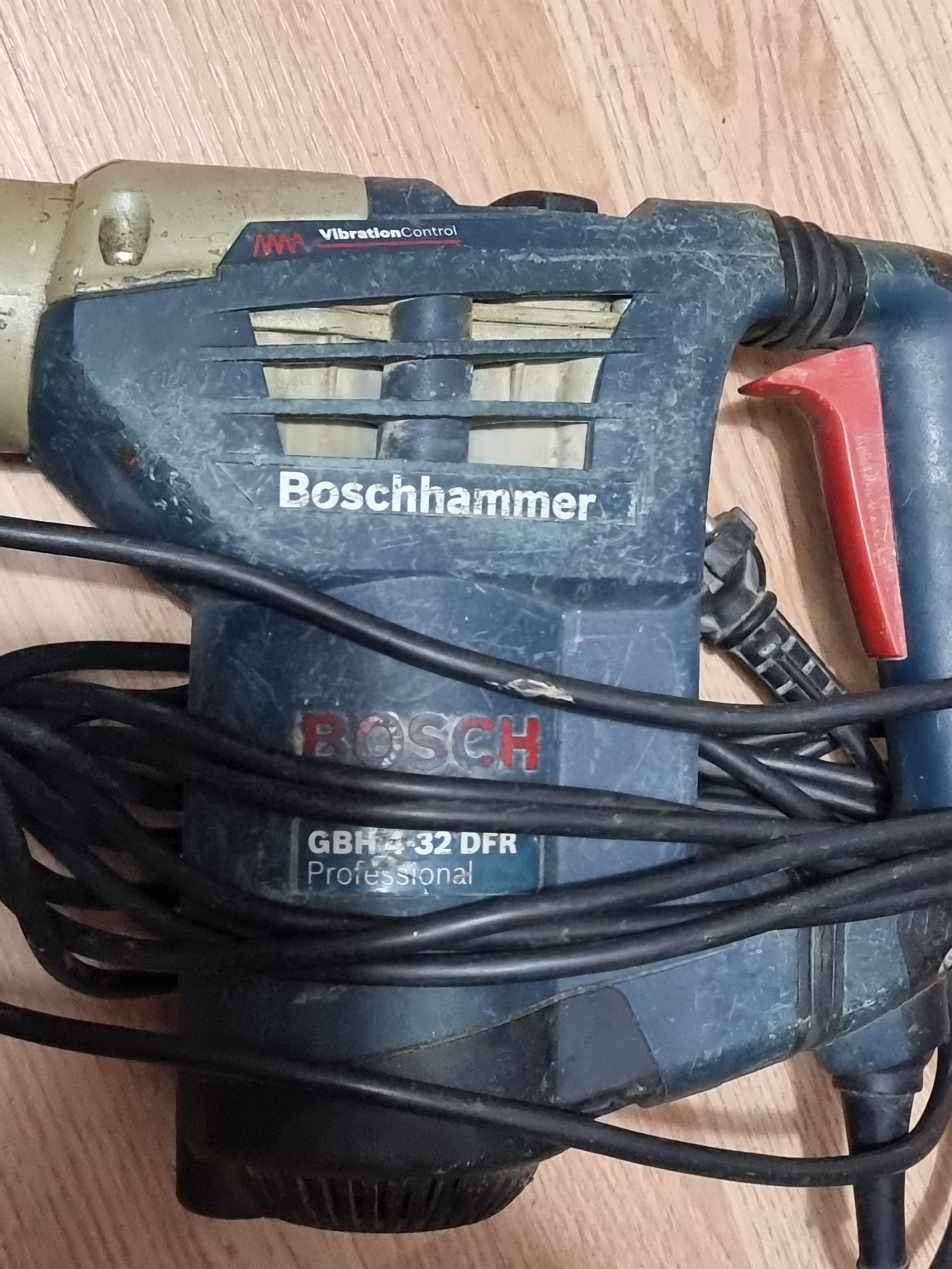 Rotopercutor / bormasina Bosch GBH 4-32 DFR