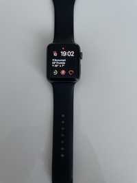 Vand ceas watch apple seria 3 42mm bateria este la 92%