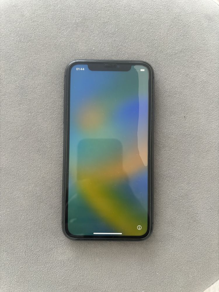 iPhone 11 4G, 64 GB, culoare negru