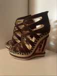 Sandale cu platforma louboutin