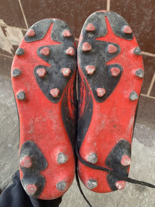 Сороконожка бутсы для футбола