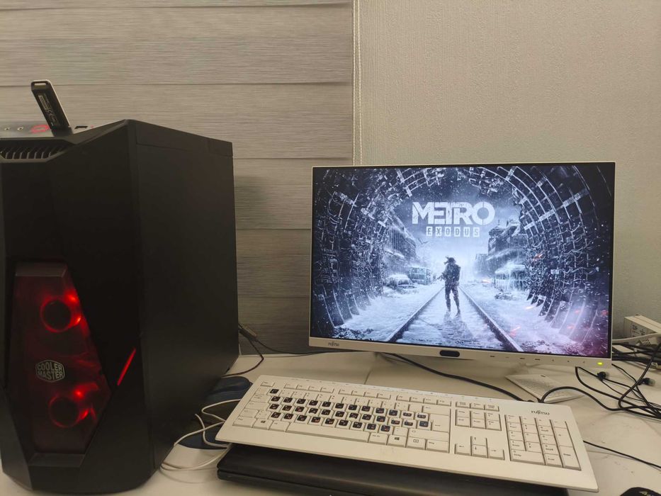 Игровой Компьютер   i7-4790/32/GTX 970/Z97/256Gb/2Tb