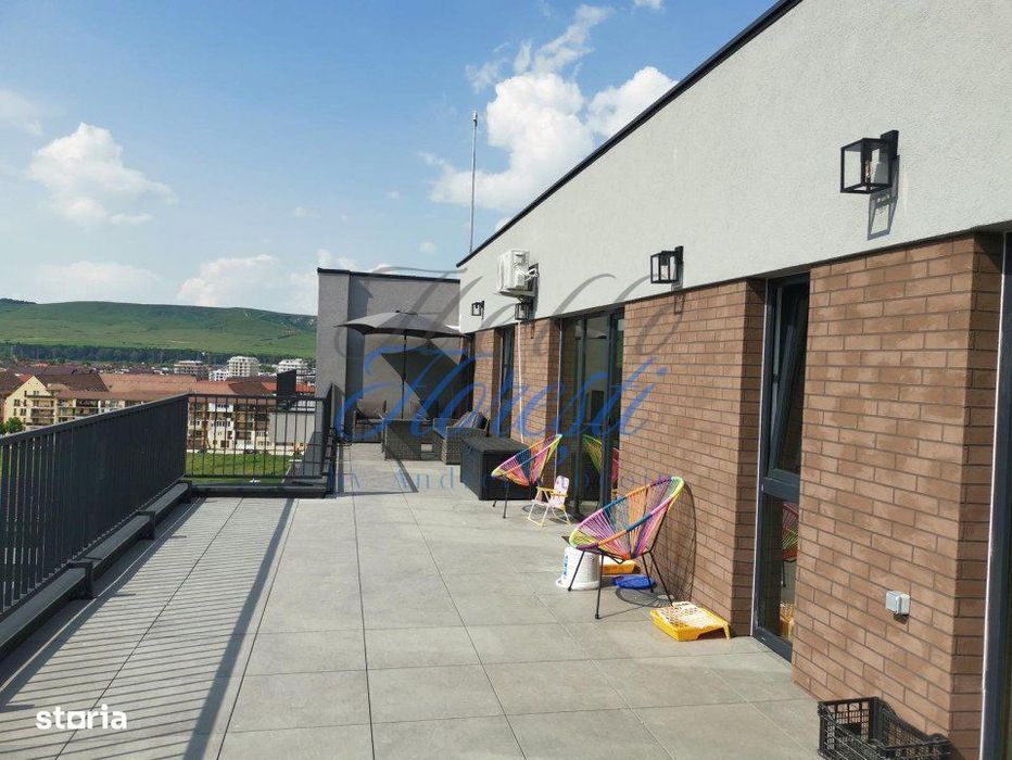 Apartament 4 camere, 105 mp, zona Teilor