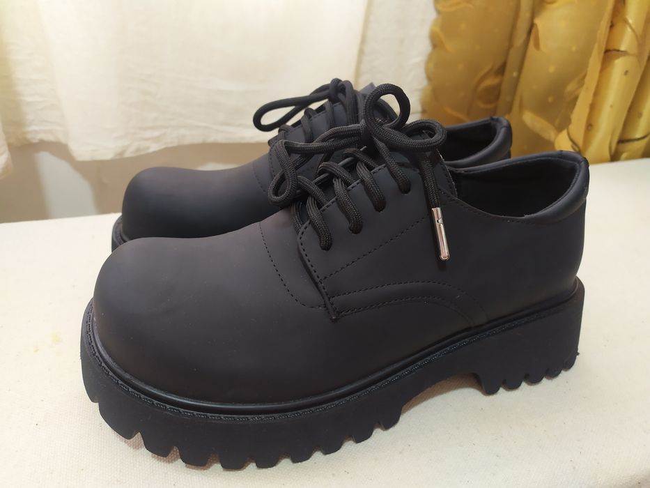 Весеннее осенние туфли