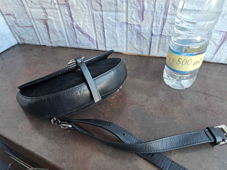 дамска малка чанта,ZARA кожена чантичка за кръста,бананестествена кожа