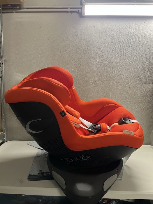 Cybex Gold Sirona Чисто Ново