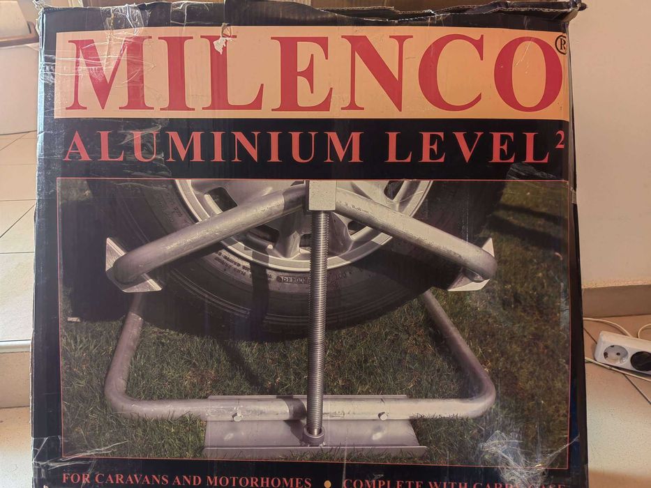 Nivela aluminiu rulota Milenco camper