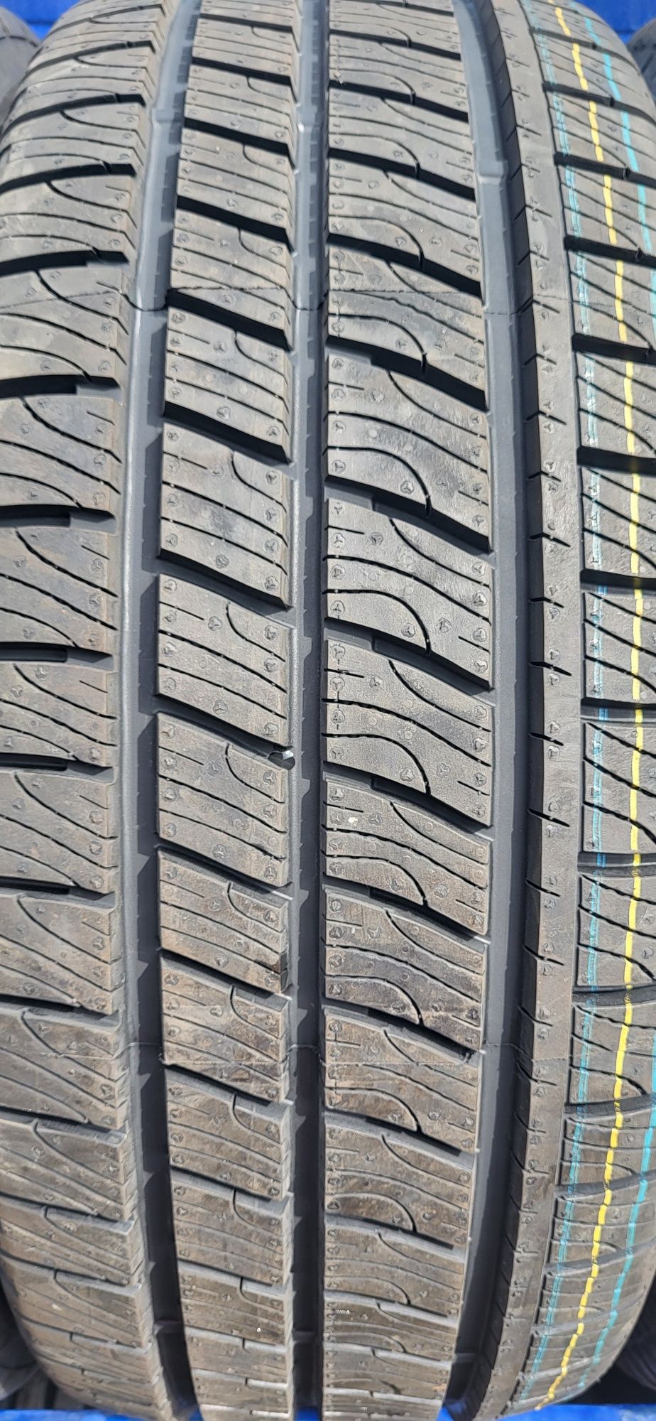 anvelope 225 55 r17c goodyear cargo vector 2 toate anotimpurile