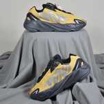 Pantofi Sport Adidas Yeezy Boost 700 MNVN Honey Flux- 100% originali