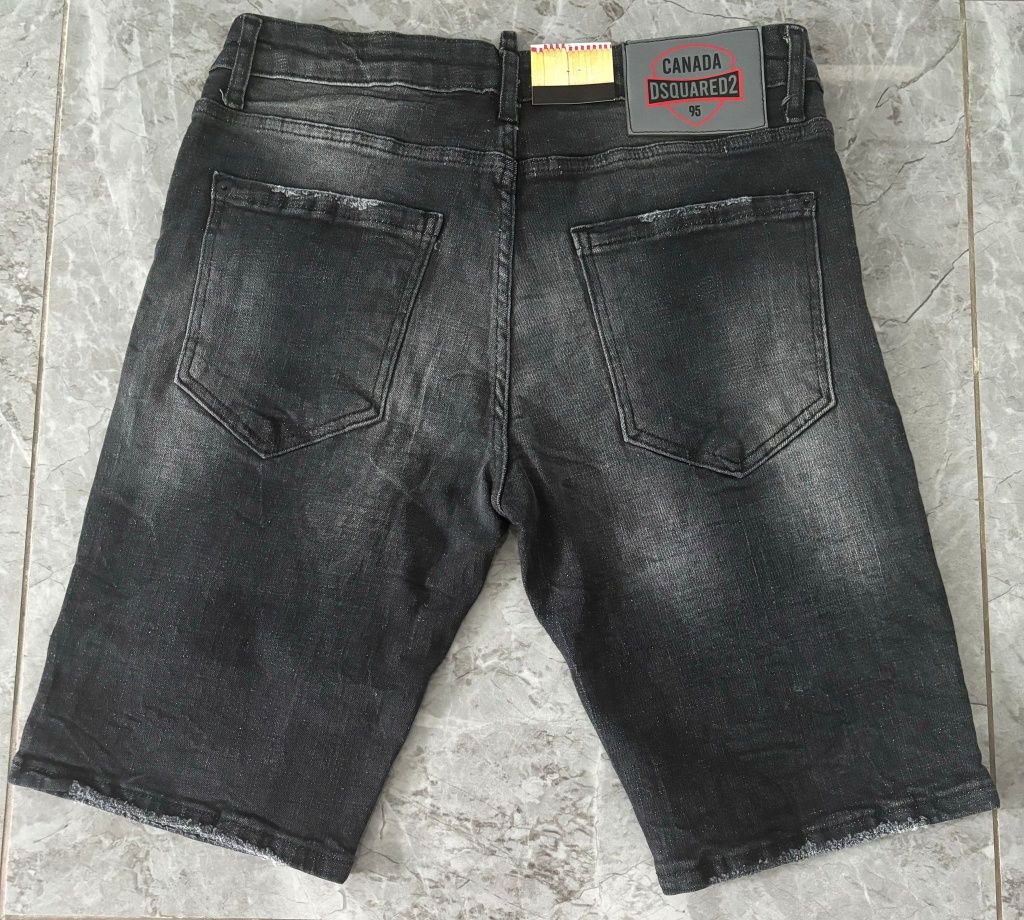 Blugi Scurti Dsquared2 Model 2024
