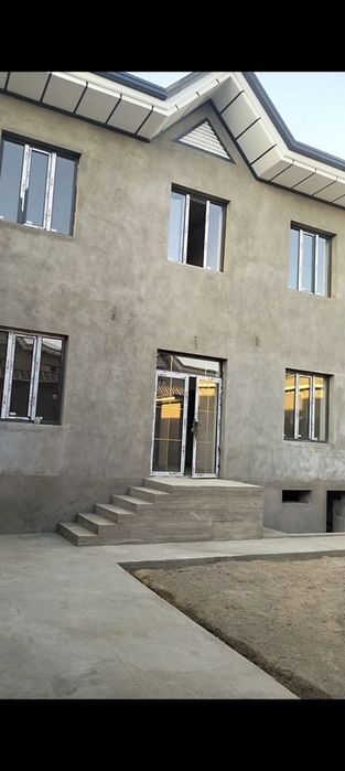 NAZARBEKDA uy sotiladi Tekistil 2sotix 2qavatl 6hona uy sotiladi51500$