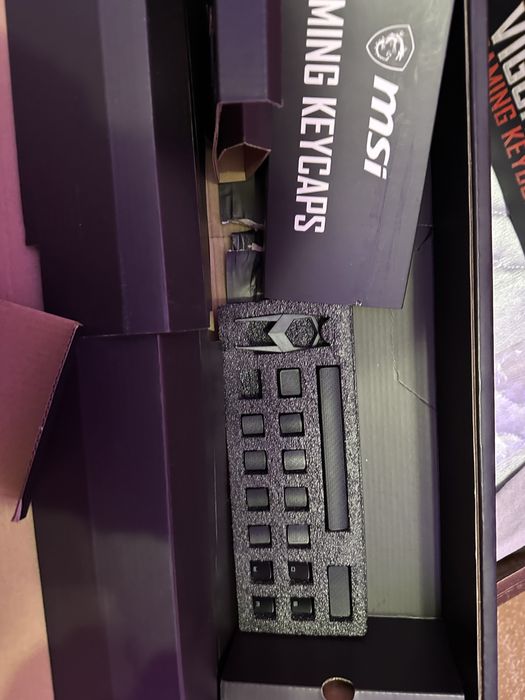 Msi vigor gk80 чисто нова