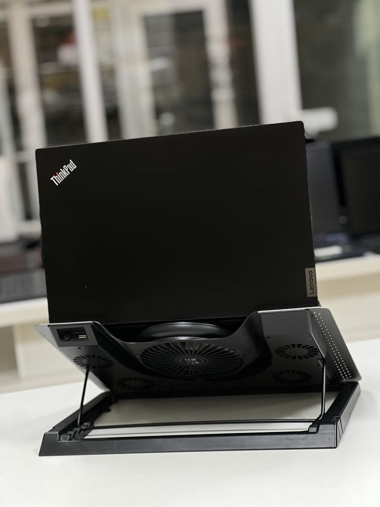 Lenovo ThinkPad | Intel Core i5-1135G7 | ОЗУ 16Gb | SSD 256Gb