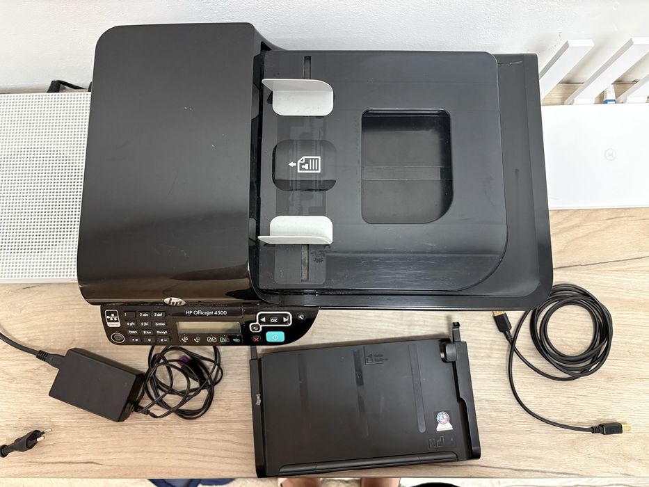 Imprimanta HP Officejet 4500 Desktop