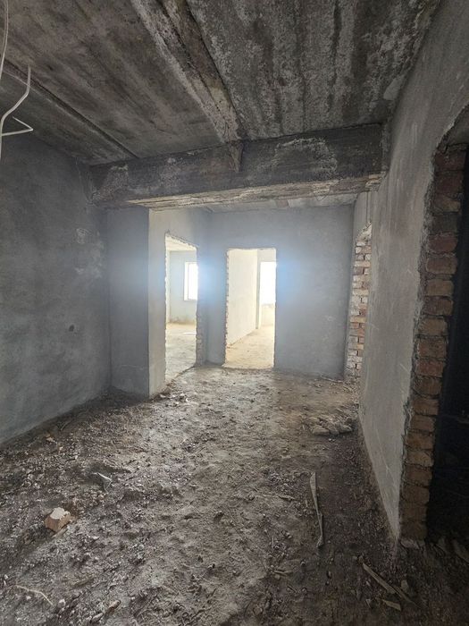 Продаётся квартира коробка саттепо