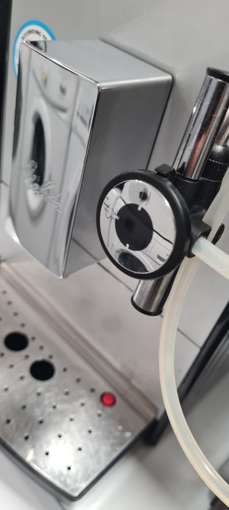 Кафеавтомат Melitta Caffeo Solo & Perfect Milk E957-103