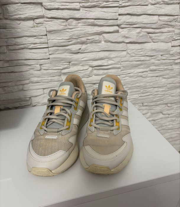 Дамски Маратонки Adidas 38ном.