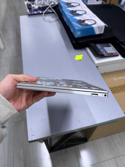 Продается ноутбук HP Pavilion Aero {R7-5825U/16Gb/512Gb/13,3" WUXGA}