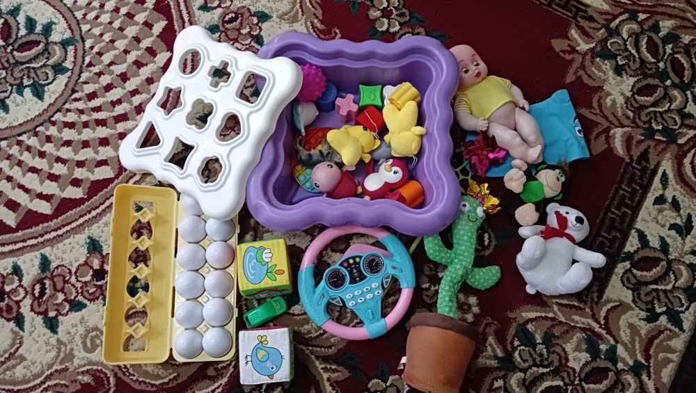 Детские игрушки.