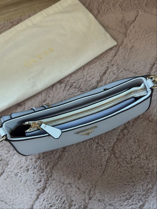 Чанта Guess NOELLE