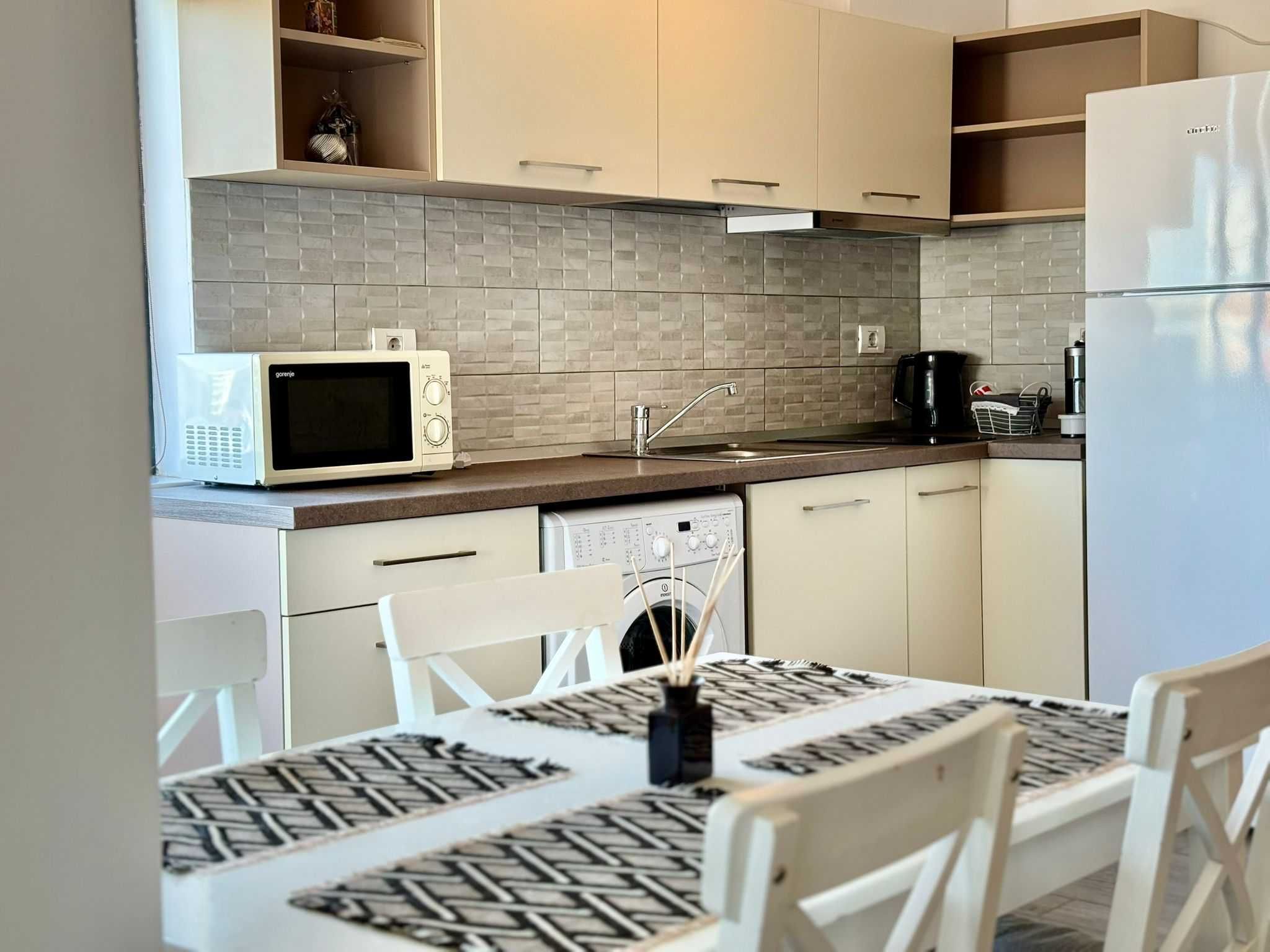 Cazare apartament 2 camere Mamaia Nord