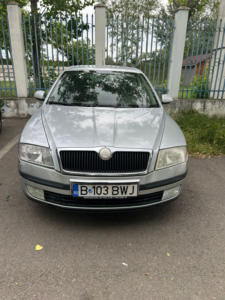 Vând Skoda Octavia 2