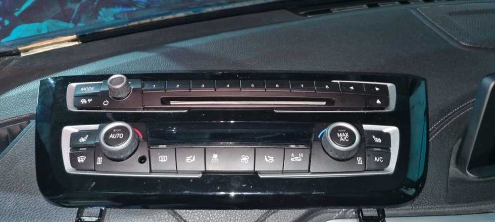 Panou clima BMW facelift F20 F22 F23 F30 F80 F31 F34 F32 F33 F36