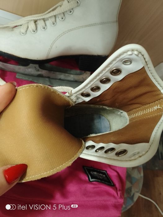 Детские фигурные коньки 31 белые