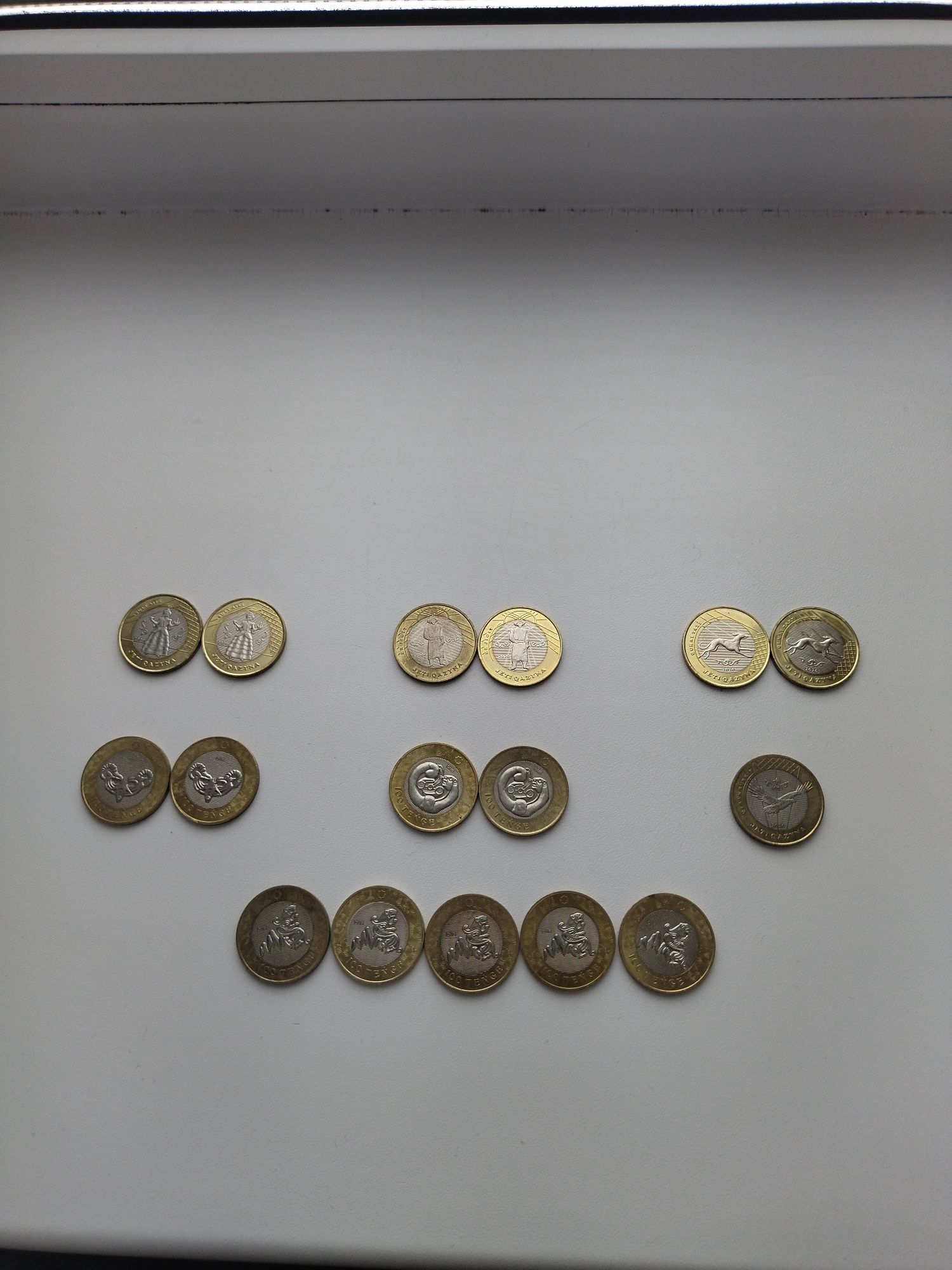 Продам коллекционные монеты 100 тенге. 1 шт.т- 20.000тг