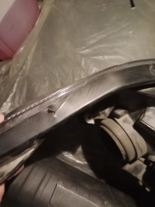 Продам фару на кобальт