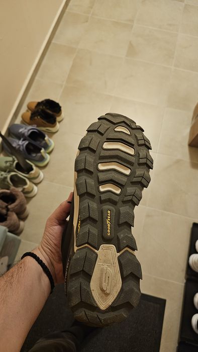 Маратонки Skechers Max protect