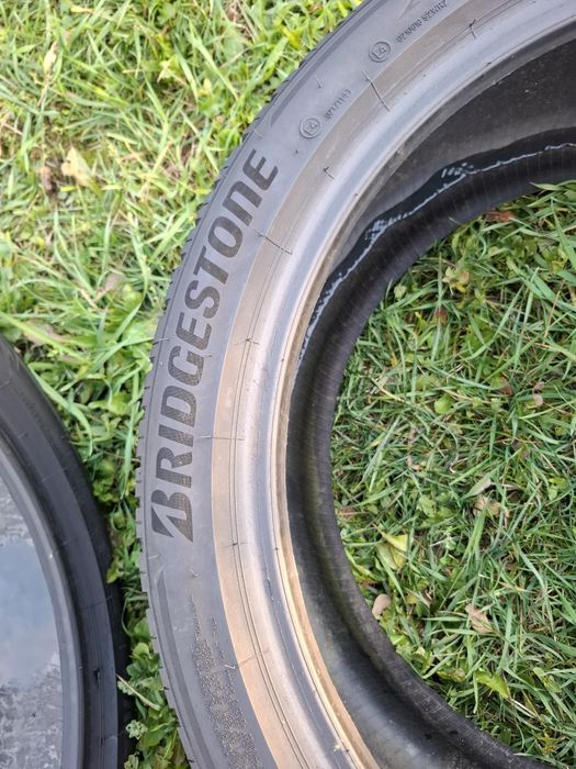 Vand 2 sau 4  anvelope 265 40 20 brigestone de iarna dot 2021