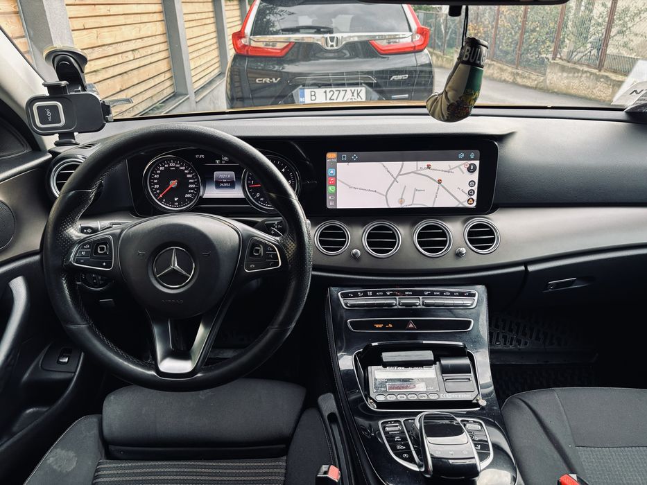 Мерцедес Е220 194коня 2017г