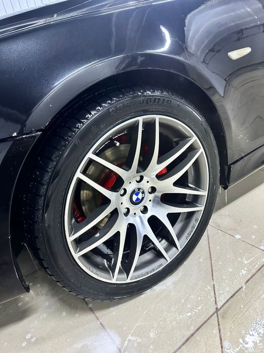 Диски с резиной липучкой на бмв