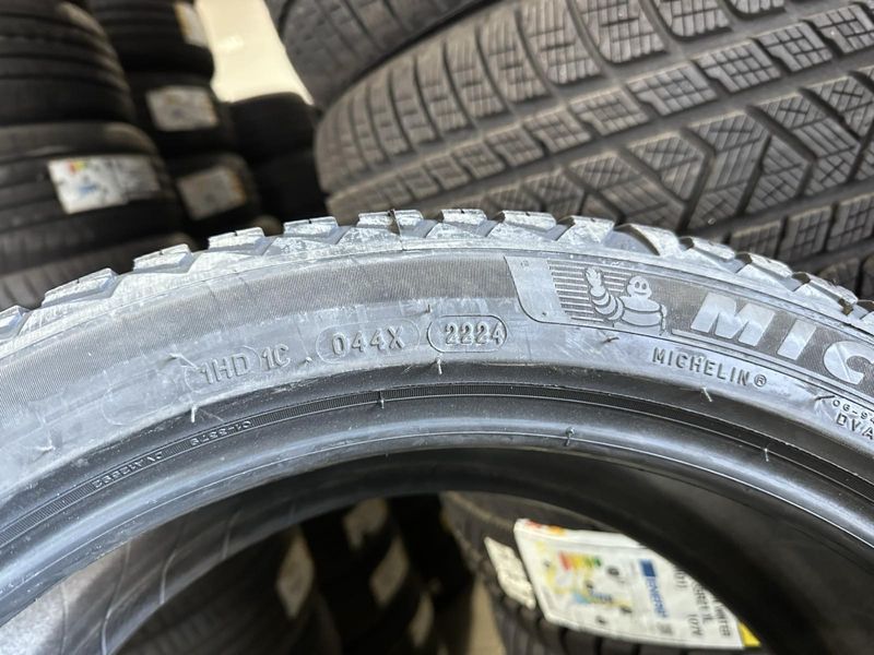 275/35/19//245/40/19 MICHELIN CrossClimate 2
