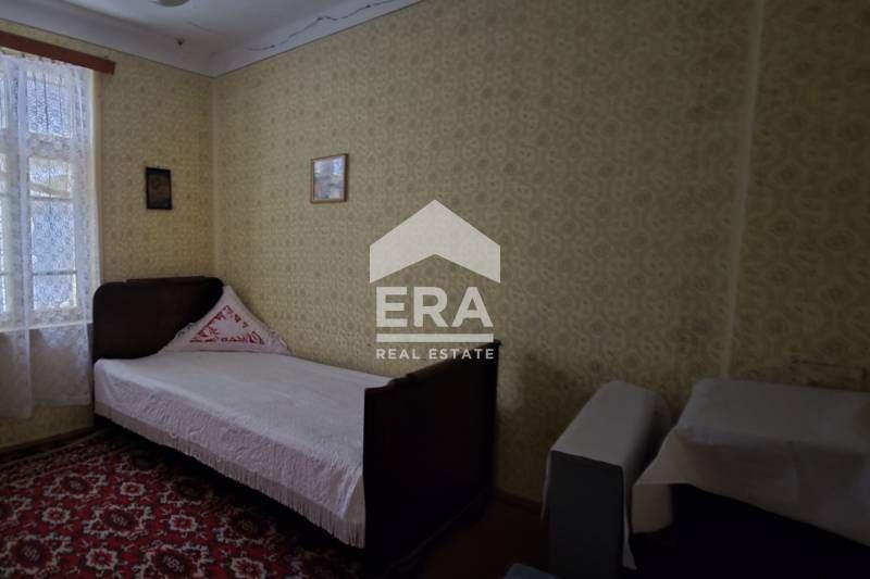 Продава се Къща в Бяла черква - 230 кв.м за 266 €/кв.м - Снимка #11