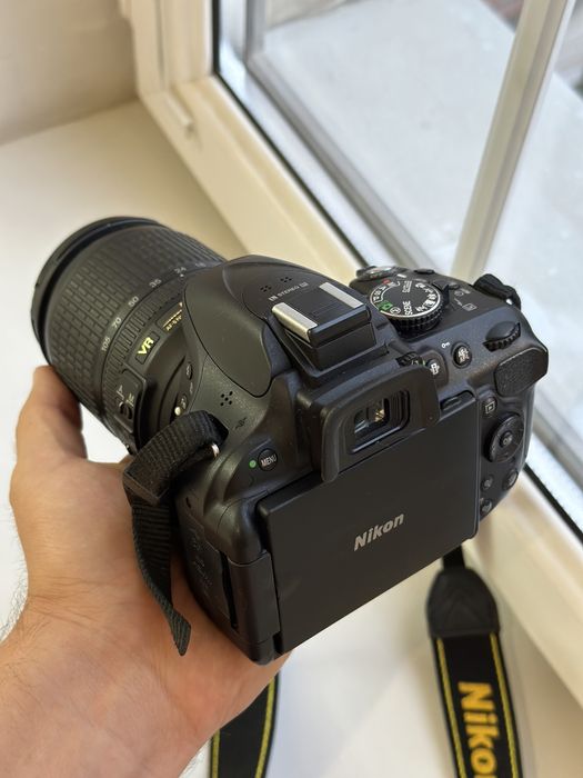 Nikon 5200 с обьективом 18/105 фото /видео режим.