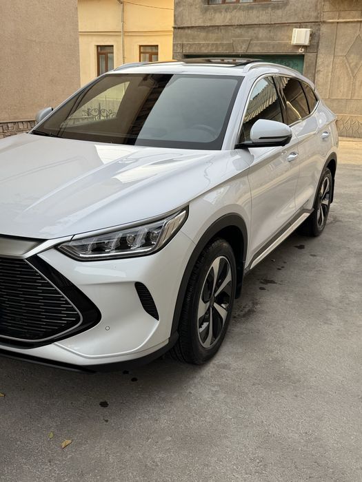 BYD Song Plus DM-i 2-pazitsa