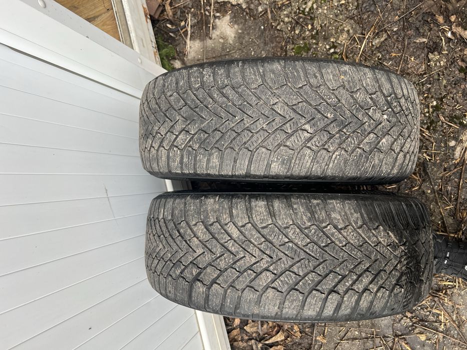 4 бр. Зимни гуми continental и 4 бр. Зимни barum polaris 5 245/40-18