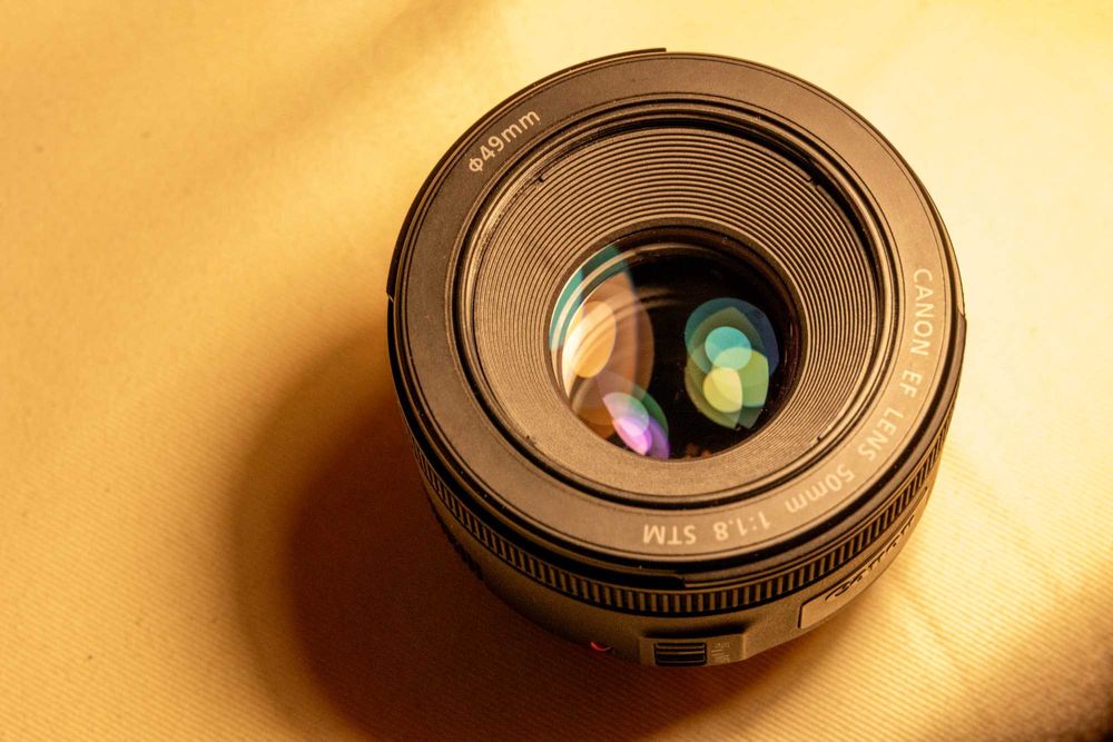 обектив Canon EF 50mm f/1.8 STM + ND Hoya филтър 6 стопа (НОВ)