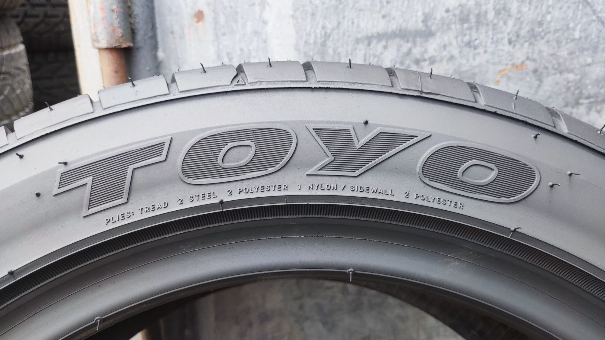 1бр. лятна гума 195/50/15 Toyo Proxes R1-R
7.7mm
Много добро състояние