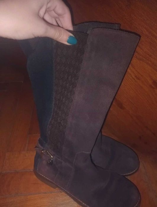 Tommy Hilfiger brown suede boots