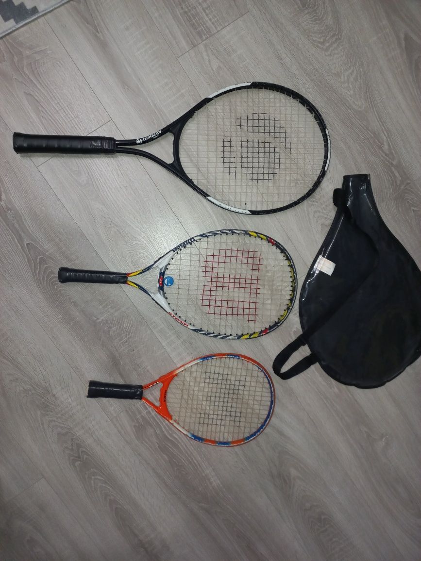 Rachete/palete de tenis/diferite mărimi