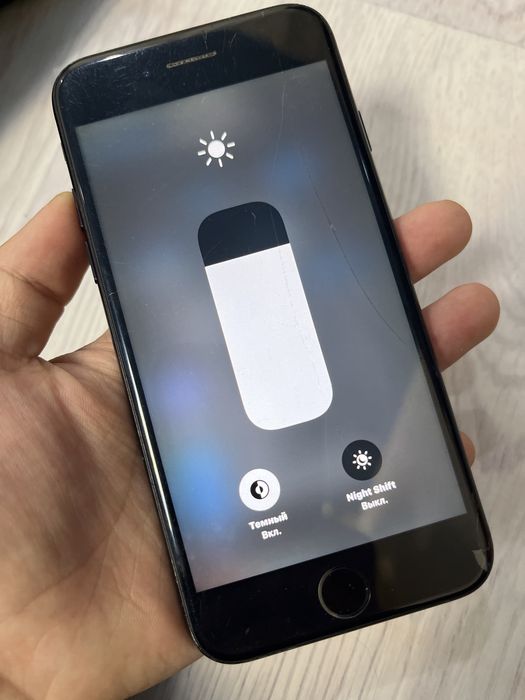 Айфон 7 в хорошем состоянии