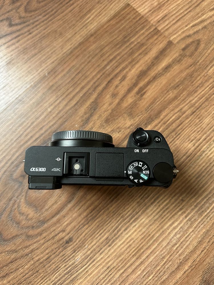 Sony a6300 почти новый